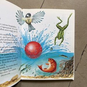 2 1980s French Kids Book Pic-Nic Vend ses Poupees Le Roi de Poissons Koala Fish